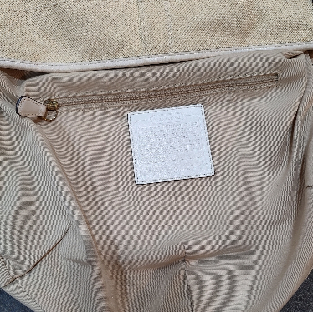 Elegant Cream Women's Bag - Picture 6 of 7
